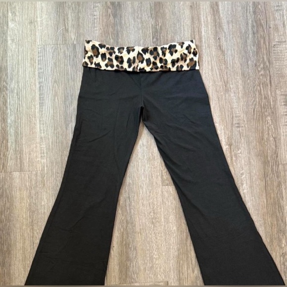Pants - Black Fold Over Leopard Print Flare Yoga High Waist Pants Cheetah Waistband Fit